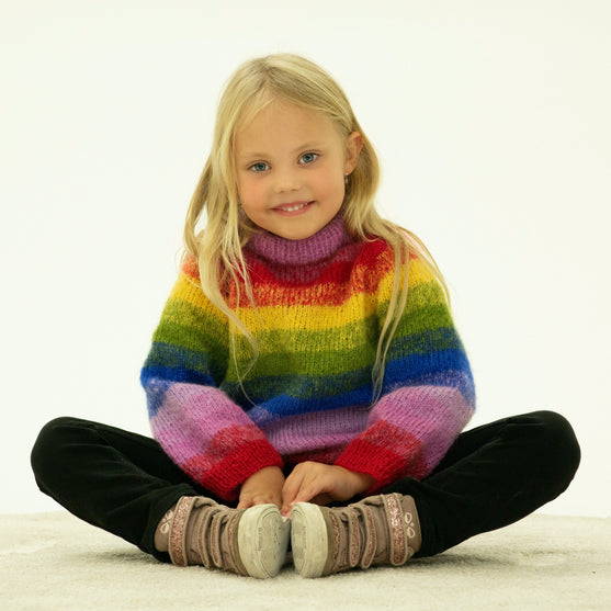 Rainbow - Lasten pusero
5