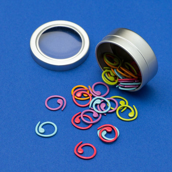 Metalliset Silmukkamerkit - Spiraali - Hobbii
2