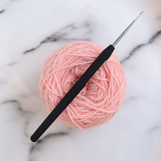 Virkkuukoukku ergonomisella kahvalla - Teräs - KnitPro
6