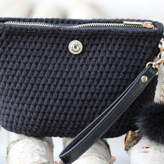 

Vetoketju - Musta - Go Handmade
2