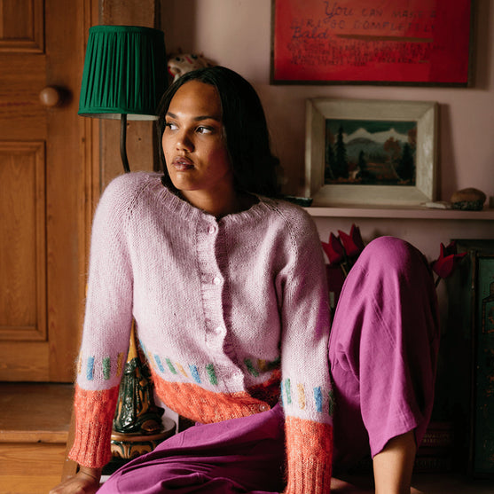 

Kiln - Kirjoneuletakki
7