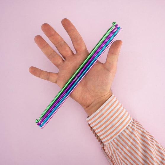 

Alumiiniset kaksipäiset tunisialaiset virkkuukoukut - 28 cm - Hobbii
6