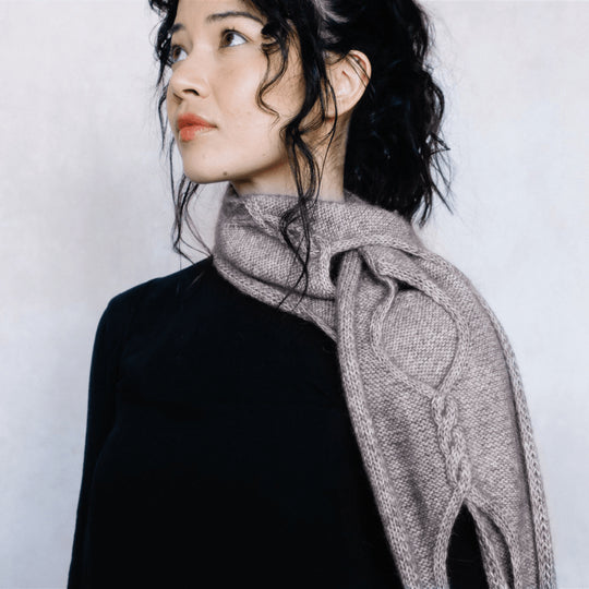 Isley - Aukollinen palmikkohuivi