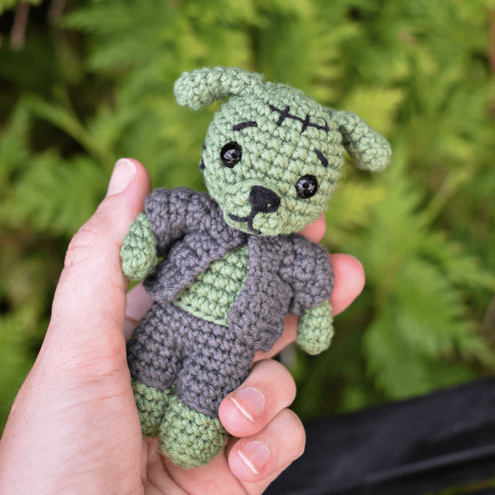 

Frankie Dog - Halloween amigurumi
1