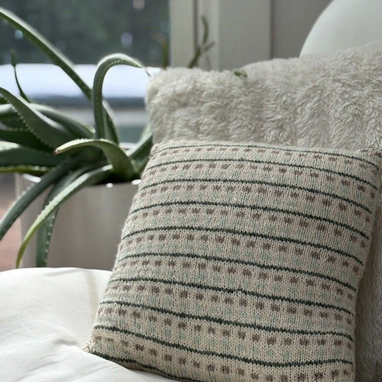 Homebody - Tyynyliina