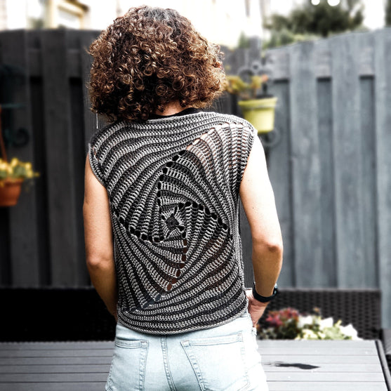 

Kaleidoscope - Paita
3