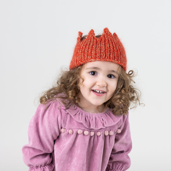 

Knitted Crown - Panta
1