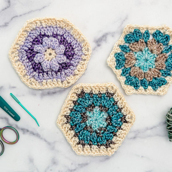 

Aura - Sylipeitto - #FrostandBloomCAL
1