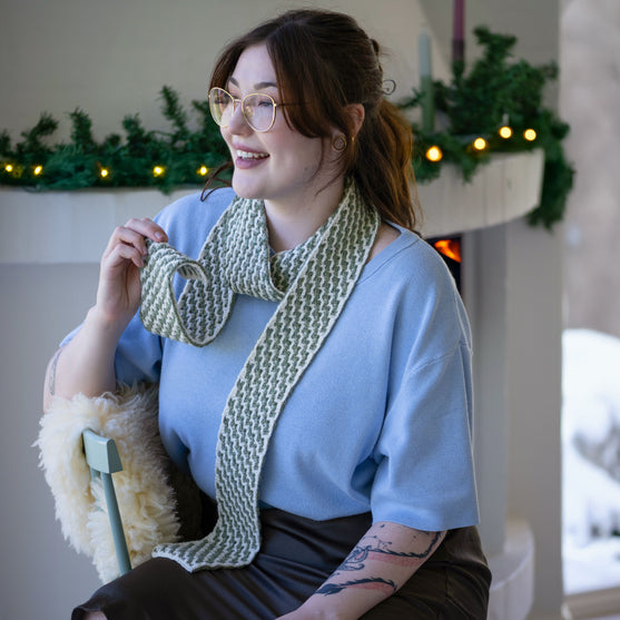 

Steppingstone - Kapea huivi
1