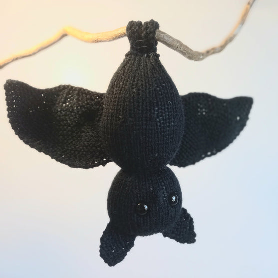 

Bernard Bat - Lepakko amigurumi
4