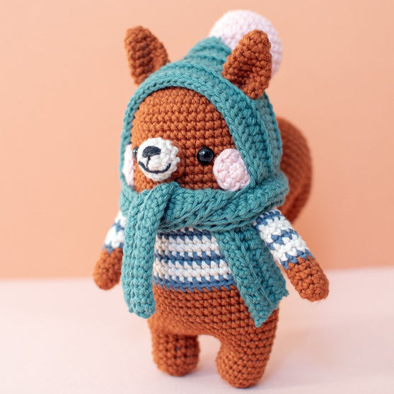 

Bruno Squirrel - Virkkauspaketti
1