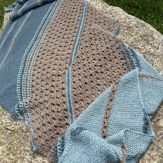 

Dewfrost - Hartiahuivi
11