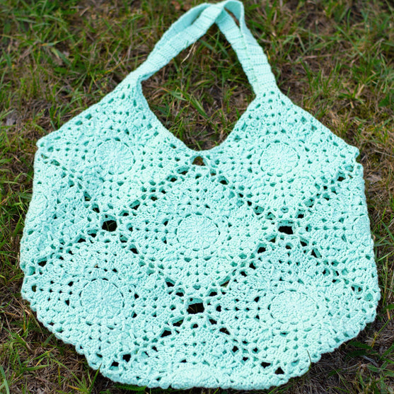 

Bernadette - Kassi
7