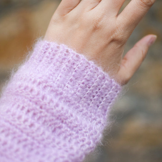 

Essence - V-aukkoinen neuletakki
6