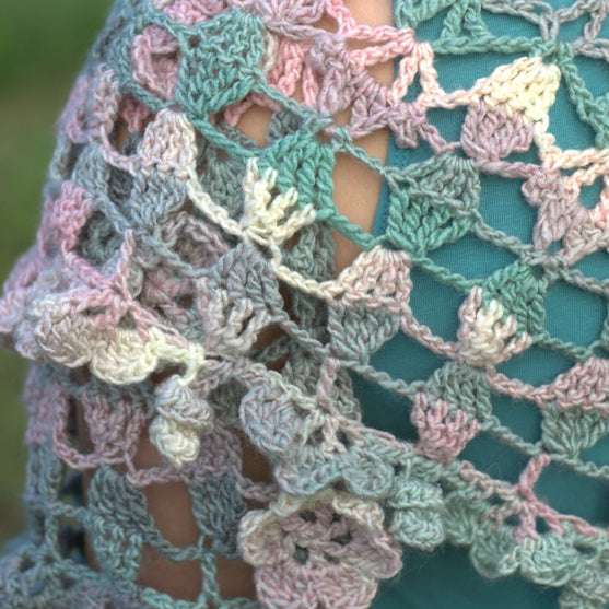 

Romance - Hartiahuivi
6