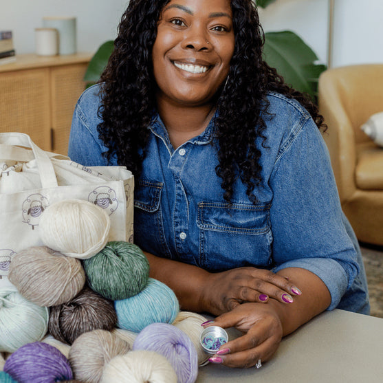 

#FrostandBloomCAL: Crochet-along kit - Hobbii
4