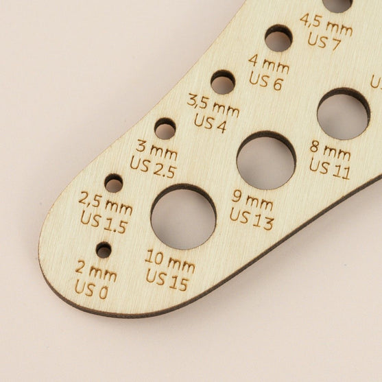 

Neulepuikkomittari Avainrenkaalla - Sukka - Hobbii
4