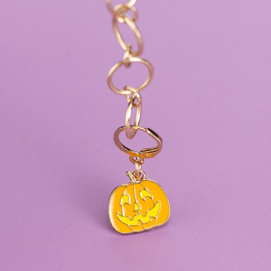 

Kavennusapu - Halloween - 10 rengasta - Hobbii
3