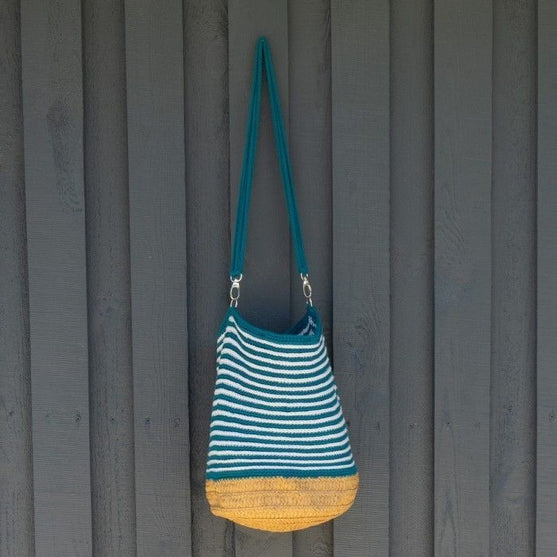 

Papukaijalukko D- renkaalla - Go Handmade
4