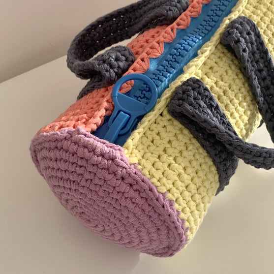 

Jolly - Merimieskassi
2