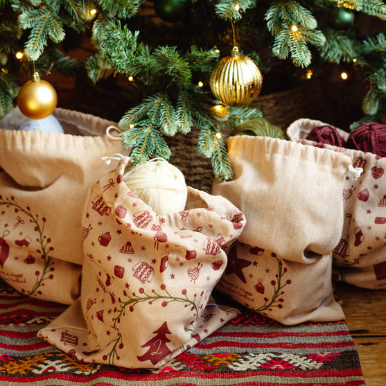 

Moments of Hygge: Neulojan joulukalenteri - Hobbii
5