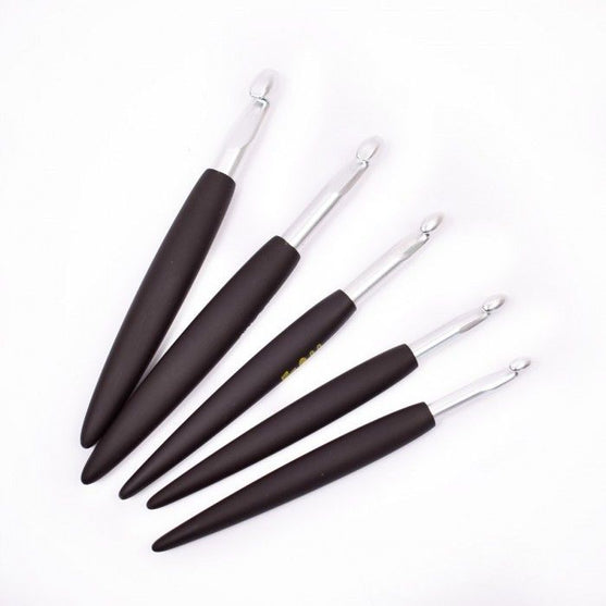 

Villan Virkkuukoukku pehmeällä kahvalla - Prym
6