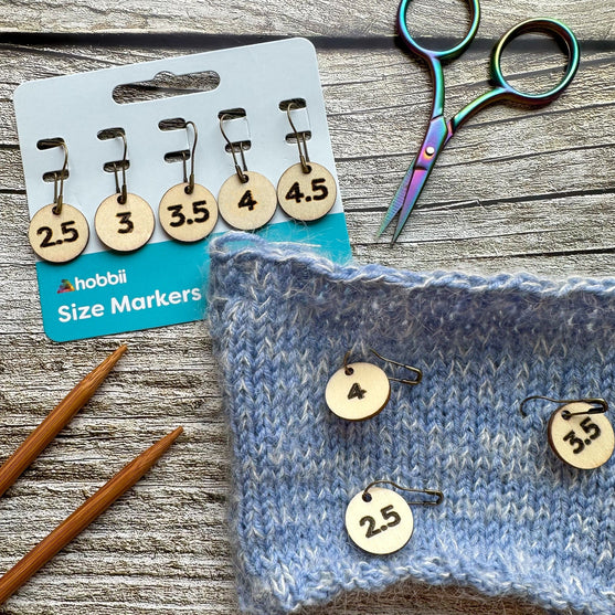 

Silmukka- ja puikkomerkit kokomerkinnällä - Hobbii
2