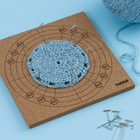 

Pingotusmatto T-neuloilla - Hobbii
3