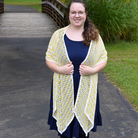 

Brilliance - Hartiahuivi
3